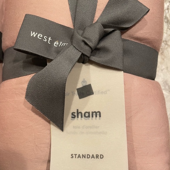 West Elm Bedding New West Elm Pillow Shams Standard Size In Pink
